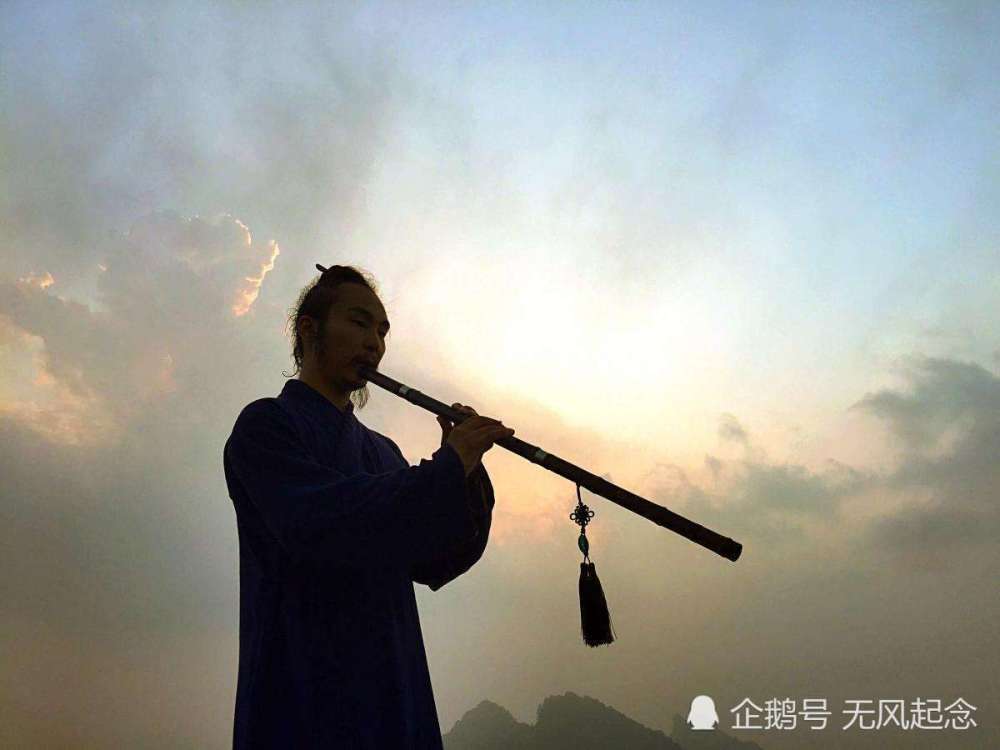 和尚本是出家人,断绝了一切尘缘,为何却会找道士算命?