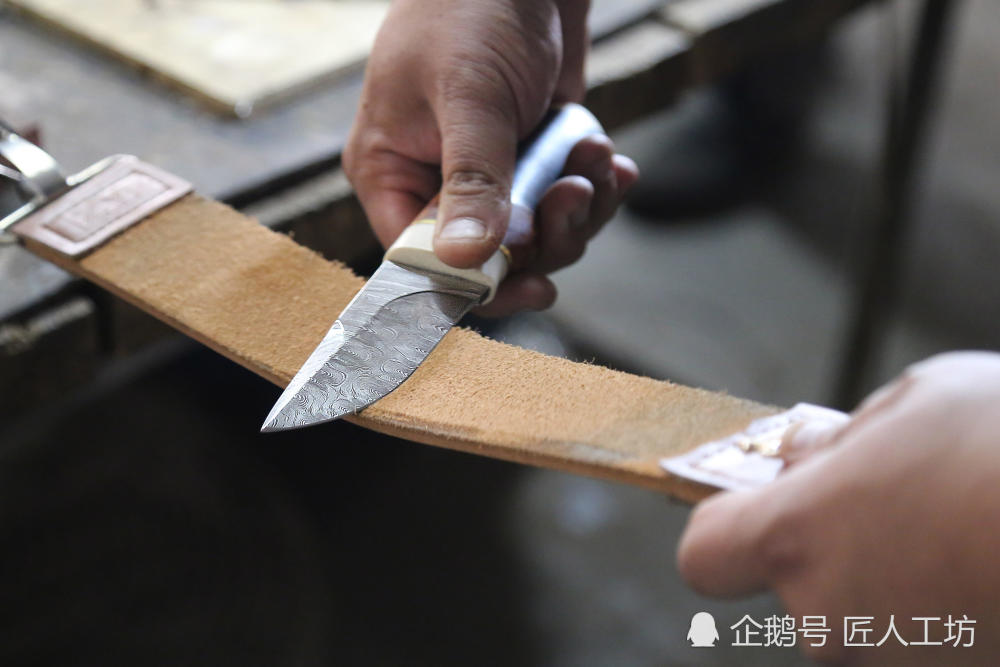 没有专业磨刀器?用这几种生活中随处可见的小工具搞定