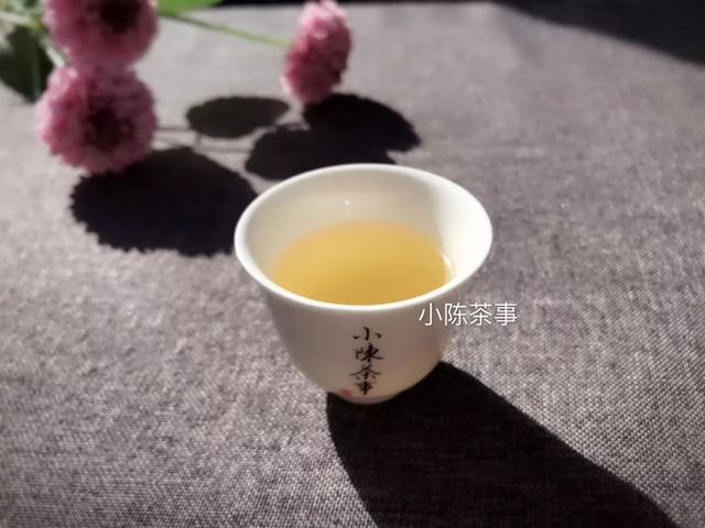 茶叶,茶多酚,菊花,茶汤,陈茶