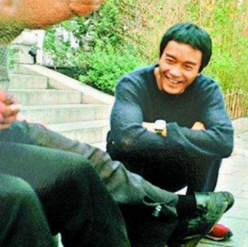 珍贵旧照片:刘德华与梅兰芳合影纪念,接地气的张国荣