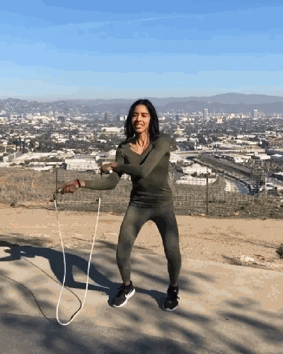 一根绳子、一个垫子，大叔狂甩90斤脂肪成型男！感谢跳绳