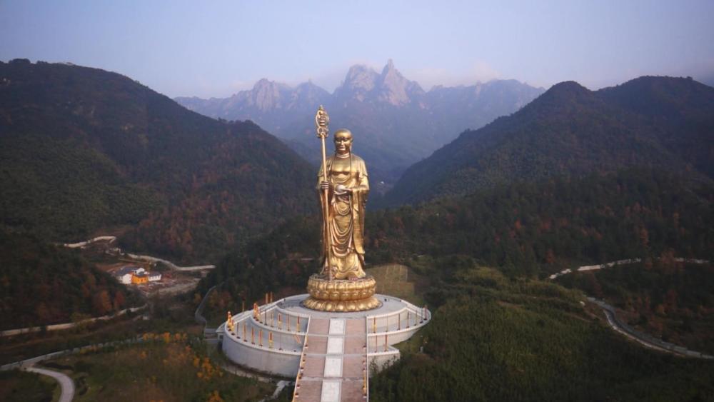 安徽最大的佛像建筑,耗资15亿,总高155米,就在九华山
