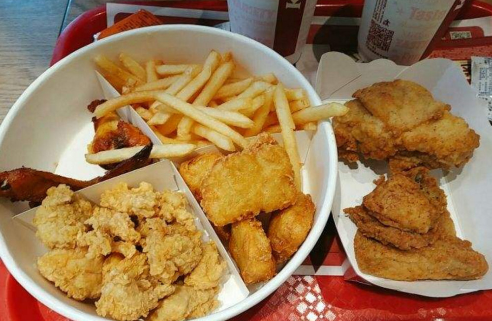 香辣鸡翅,炸鸡,汉堡,油脂