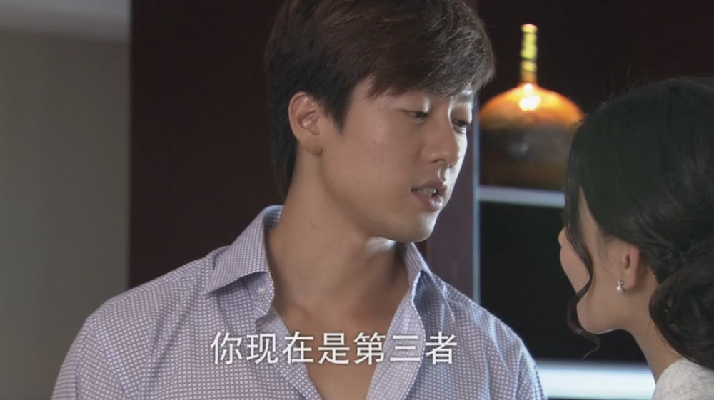 渣男界两大奇葩:明明白白洪世贤,犹犹豫豫何书