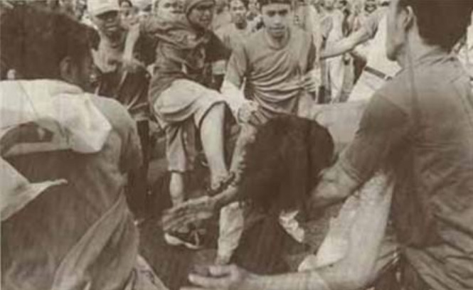 印尼"九三零事件",数十万华人被屠杀,政治角逐华人沦为牺牲品