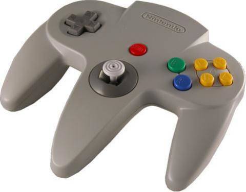 N64手柄上的类比摇杆不仅支持360度方向输入，也能够感知玩家推动摇杆的力度从而反应在角色的移动速度上，是革命性的一代手柄。