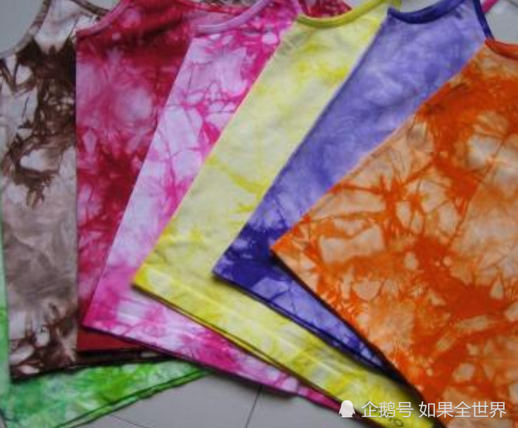 衣服染色怎么办?只要撒上它搓洗一下,染色痕迹全洗掉一点不留痕