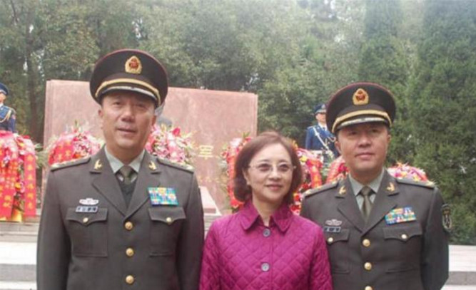 秦基伟上将子女今何在?长子是司令员,次子是少将,女儿