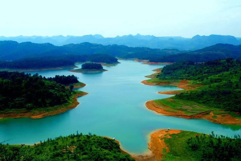 摆龙湖