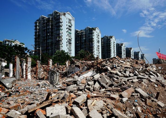 城市房屋拆迁和农村土地征收补偿的具体内容都有