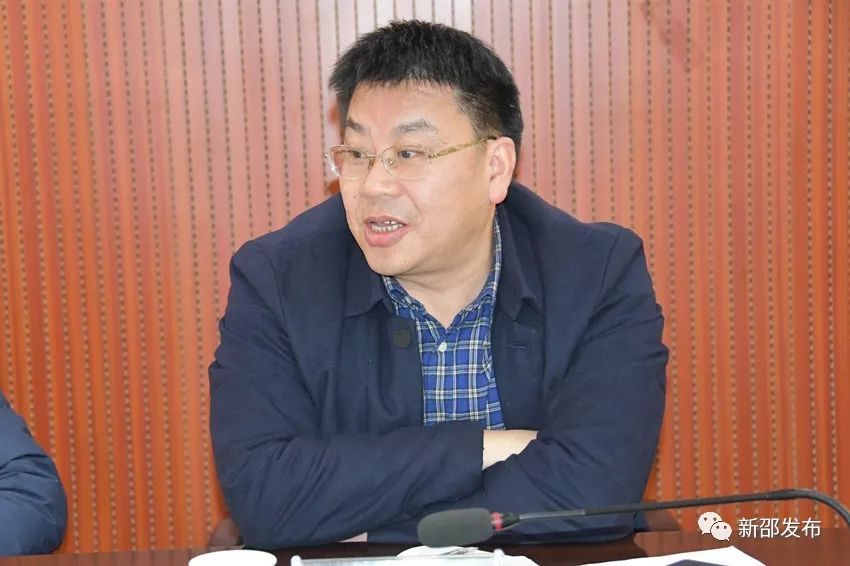 县政府办党组召开2018年度专题民主生活会