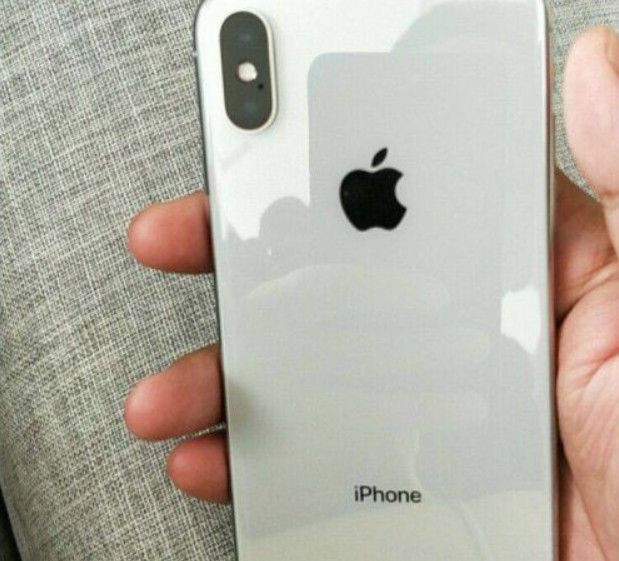 苹果手机销量下降,收入却高于预期,库克:将降低