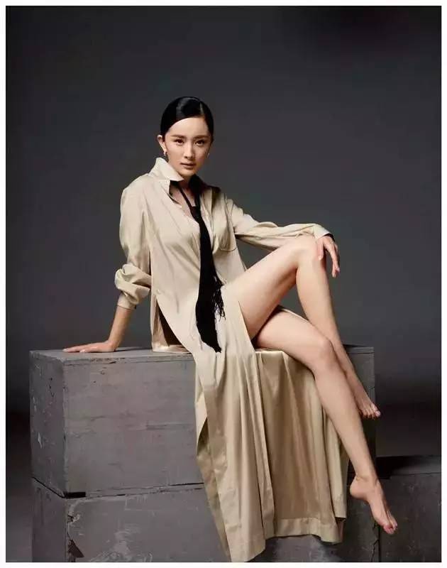 ���ݵ��Ȱ��ְ���ֱ�ֳ���������һ���Ů�Ƕ����ˣ�