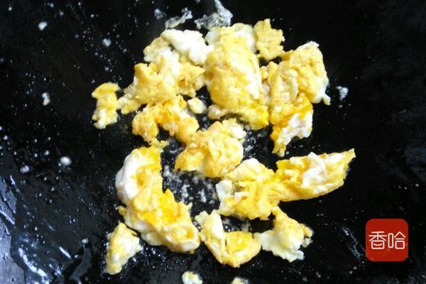 很多人吃不惯这菜 却不知道它的好 治风湿疼痛还补钙 看点快报