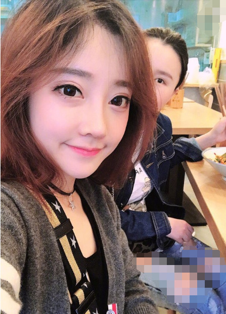 女网红真实名字大全,其他网红都像男孩名,唯独温婉名字最动听!