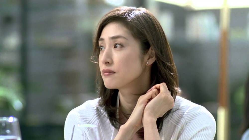 天海祐希 日本女性最想成为的人 女扮男装时 帅到不行 看点快报