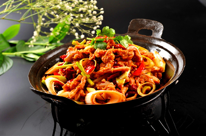 美食推荐:干锅牛肚,干锅牛杂,肥牛火锅,川菜经典!