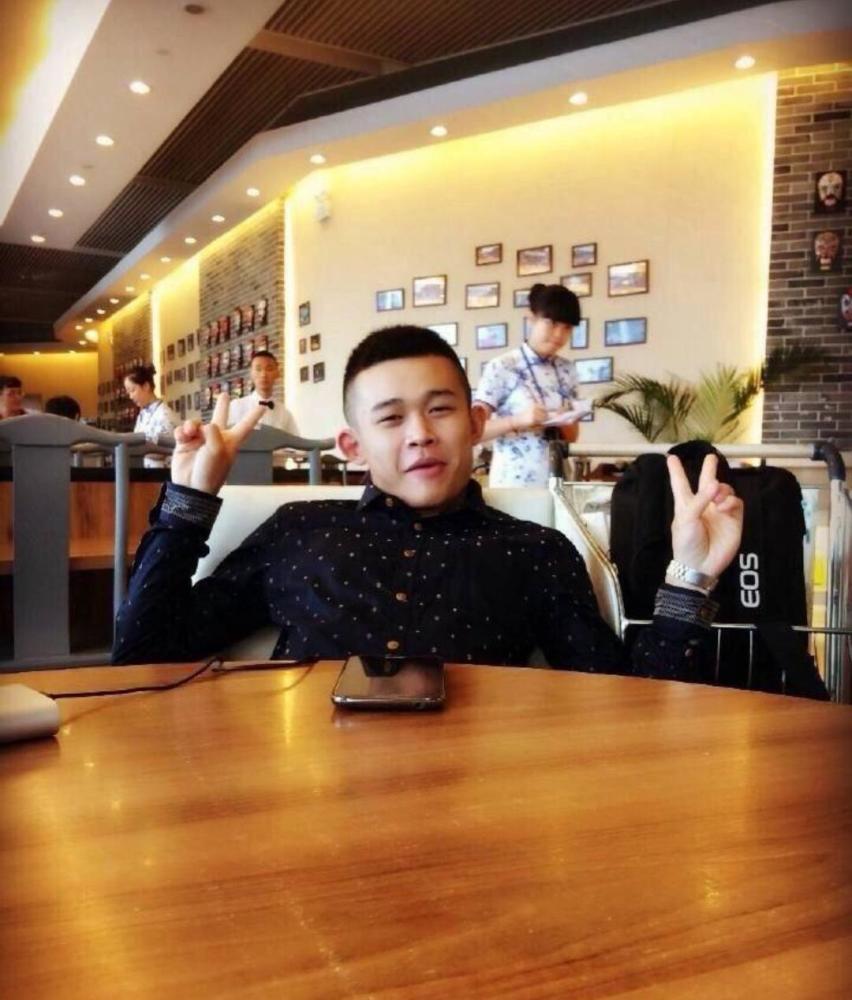 变形计:wifi信号男低调炫富,网友:在农村这是最高调的