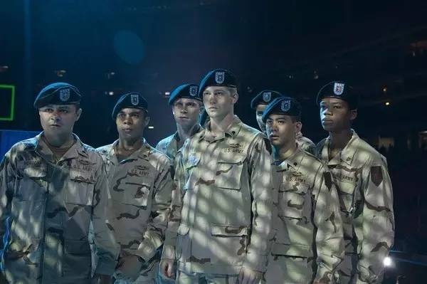 比利·李安的中场战事