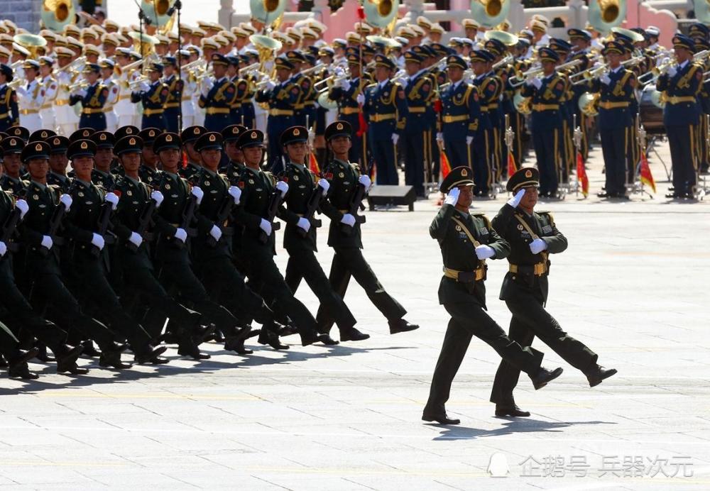 解放军,军礼,敬礼,丁晓兵