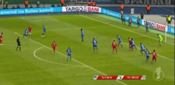 拜仁加时3-2绝杀晋级德国杯八强 格纳布里2球莱万2助攻