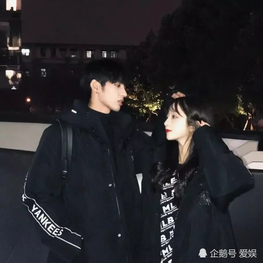 00后公认最受欢迎的"情侣头像",爸妈看不懂,90后:偷偷