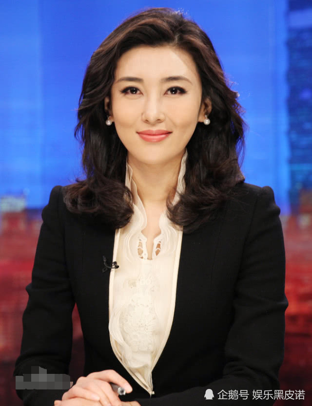 央视美女主持因身材被多次警告 富豪老公和周涛是亲戚