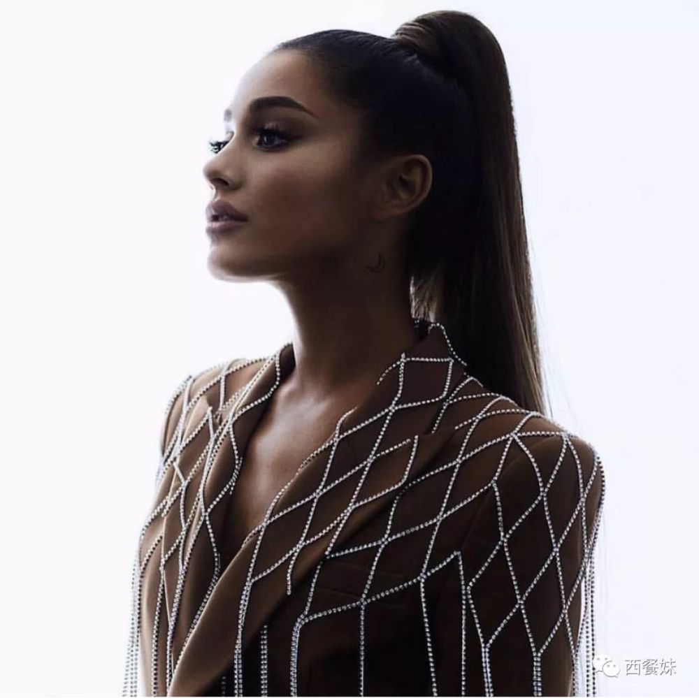 a妹arianagrande新专辑坐实双性恋性取向?粉丝已疯