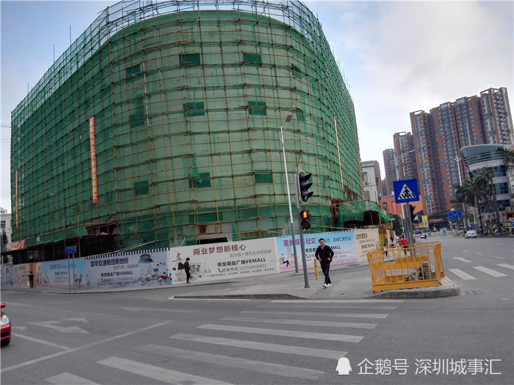 龙华汽车站旁边的帝龙城进入全面装修状态,将会作何用途?期待中