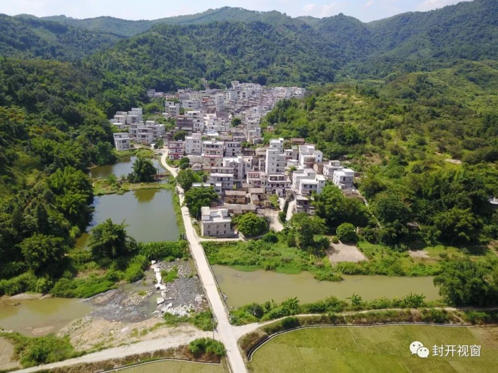 其实从昨天开始, 很多封开乡亲们都已踏上了返程路 封开江口,南丰等