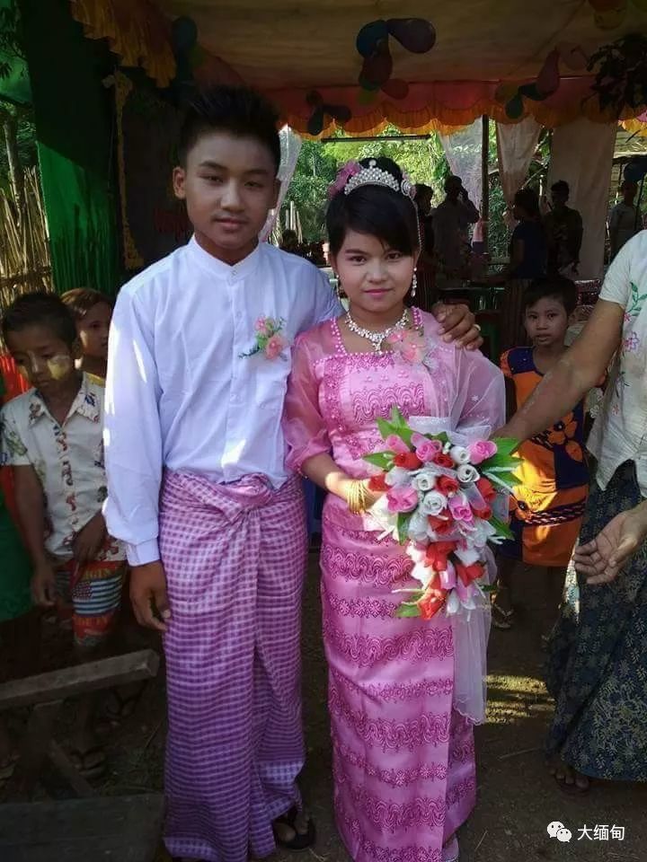 虐杀单身狗!缅甸一名8年级男生结婚引热议