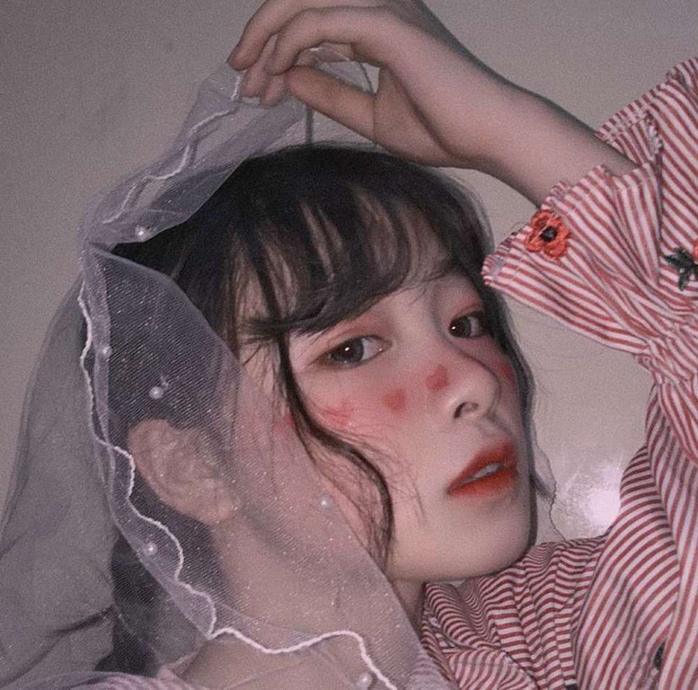 至尊版·七分丧·女生头像:这场抑郁游戏才刚刚开始,不要害怕!