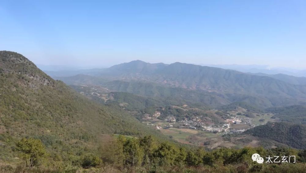 攀大芦山顶观茫茫云海 探仙人洞内赏奇珍瑞草 看点快报