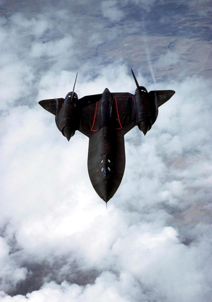 天空中的黑鸟一一美国sr-71侦察机