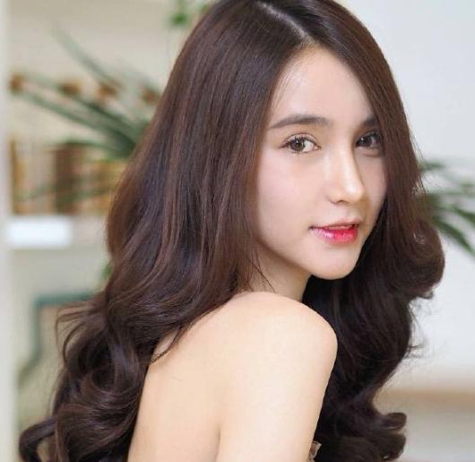 泰国最美男生yoshi,变性后分分钟甩所有女生十条街