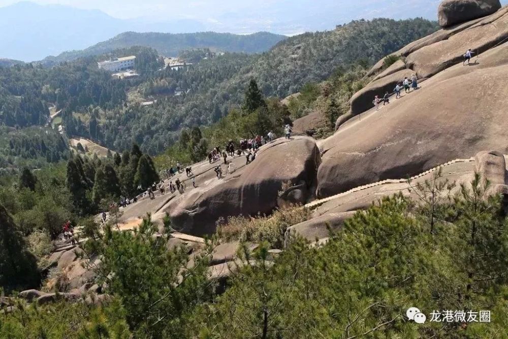龙港人喜爱旅游景点 之一 玉苍山!