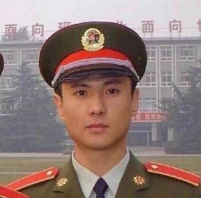 说杨洋是军艺校草我信,说沈腾是我也信,他到底经历了什么?