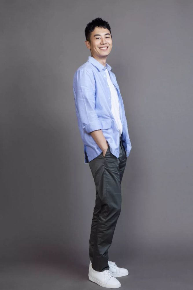 问朱亚文后不后悔29岁就结婚?他说后悔和她结晚了