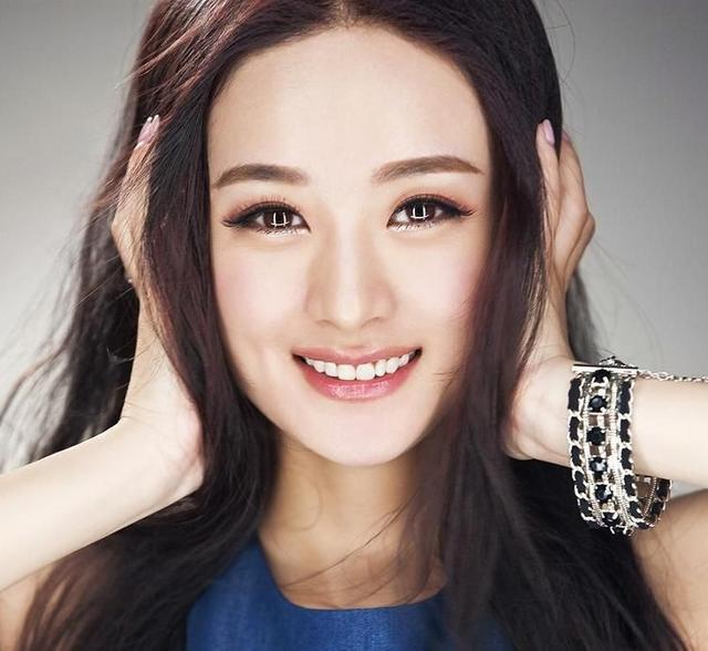 女星里面谁眼睛最好看,赵丽颖热巴不是最美,网友:她才