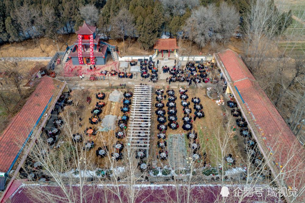 这个姓氏中国第一大,60余人称帝王,河南续家谱千人同吃一锅饭