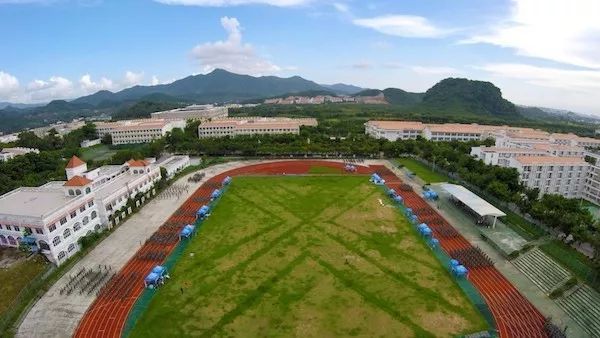 三亚学院人口_三亚学院