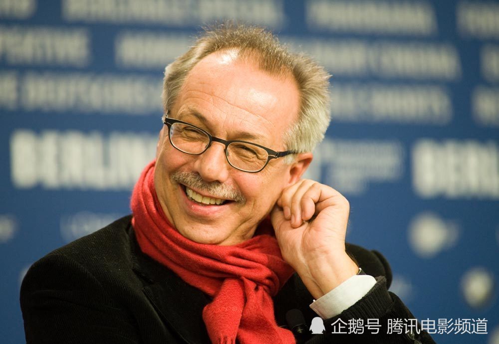 李景春咏梅获柏林电影节影帝影后 《地久天长