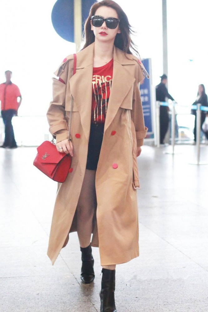 穿风衣孕妇_薄风衣搭配图片孕妇