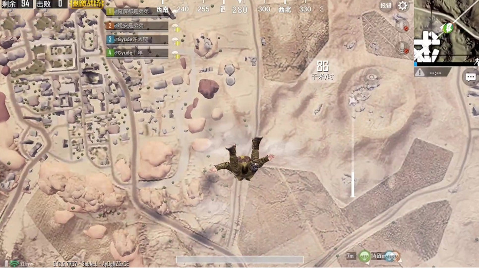 刺激战场:空城训练赛压枪超稳,沙雕敌人迷惑