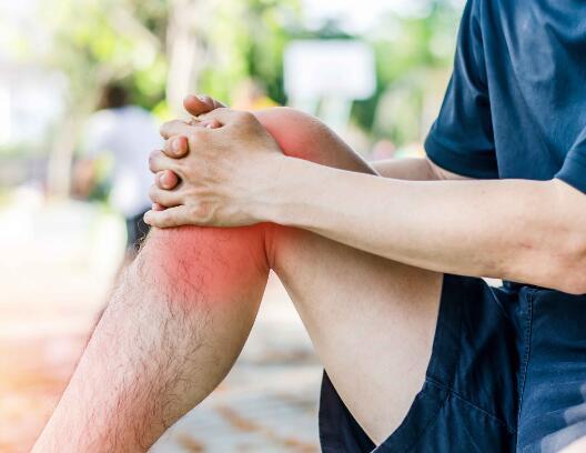 关节酸痛难耐，小心是这7种疾病引发的疼痛，了解后对症治疗