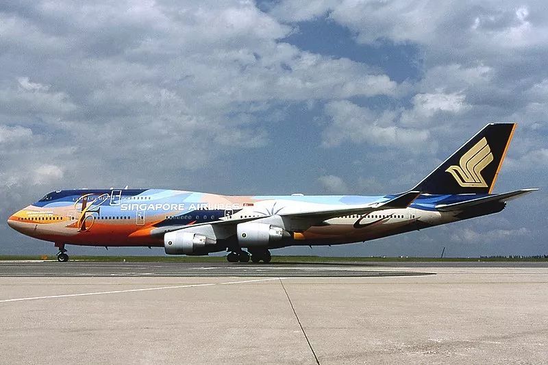 新加坡航空 波音747-400 9v-spk "七色鸟"彩绘
