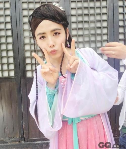 男扮女装!在这些男明星当中也就只有他扮演的最好看了