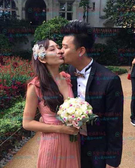 王鸥笑容灿烂心情靓 首正面回应:没插足 无婚史