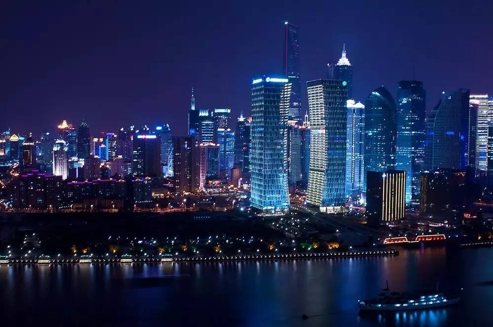 香港和上海gdp对比_上海香港人均gdp对比(2)