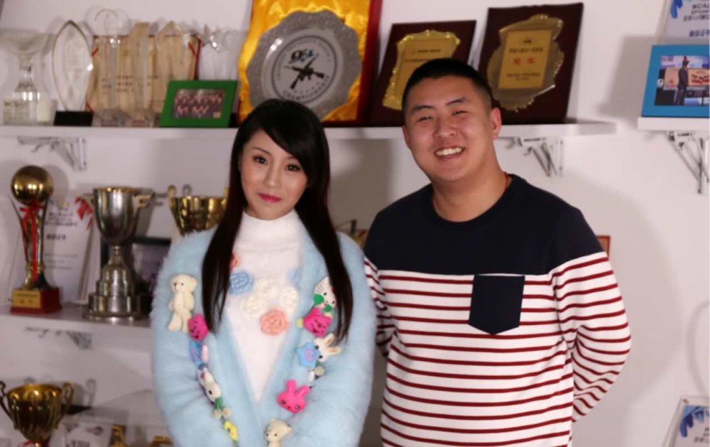 穿越火线有名的女玩家,三个老板,两个终身荣誉会员